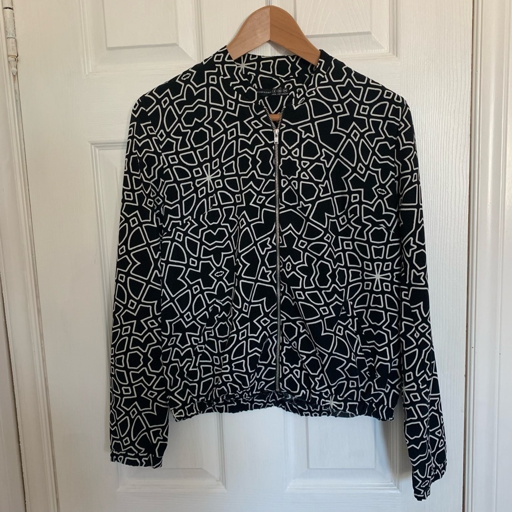 ✨3/$30✨ Atmosphere Black & White Patterned Zip Up Bomber Jacket | S​​